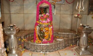 Mahakaleshwar Omkareshwar Darshan Package 2 Nights 3 Days